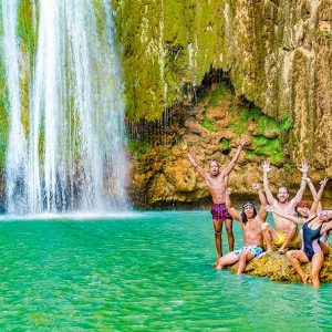 Cascade El Limón : randonnée à pied ou à cheval pour une expérience naturelle unique